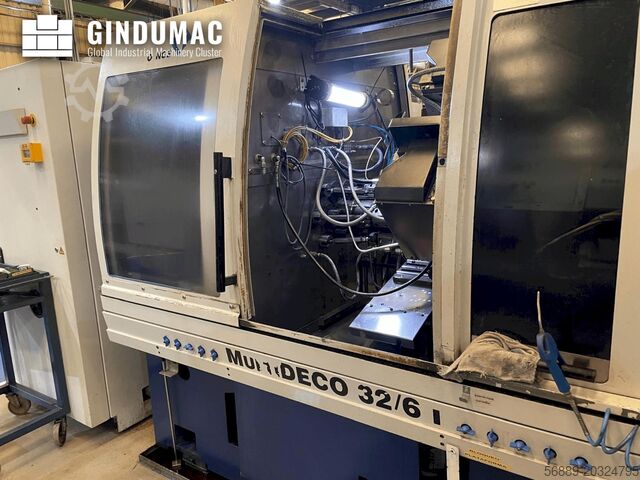 Máquina de torneamento de tipo suíço TORNOS MultiDeco 32-6i