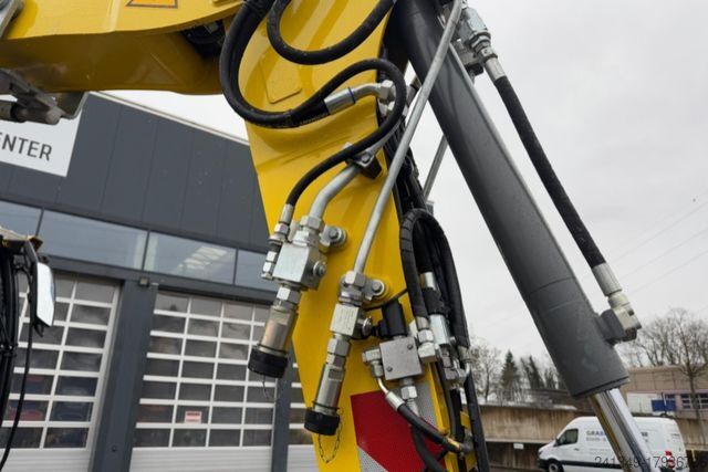 Sonstige LIEBHERR 910 Compact Litronic Powertilt