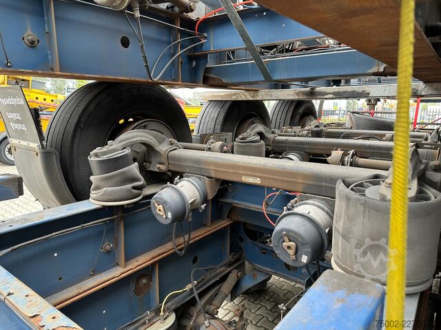 Transport de conteneurs Krone stack of 3x 2013/2014 KRONE 40FT/45FT chassis /...