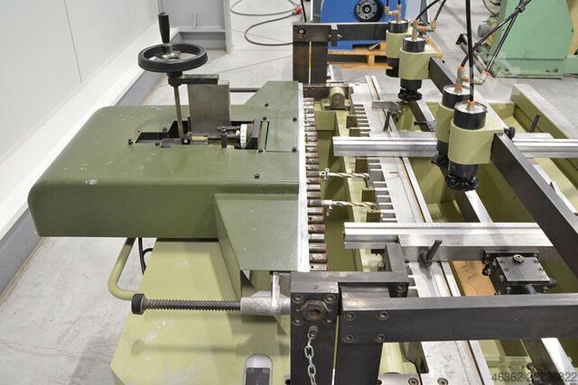 Multispindelboremaskine SCM MB29