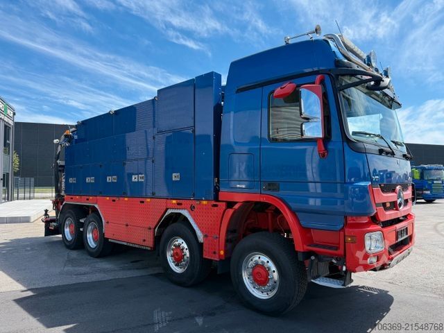 Vacuum tank truck MERCEDES-BENZ Actros 4151 8x8 V8 Hvidtved Larsen RECycler 410