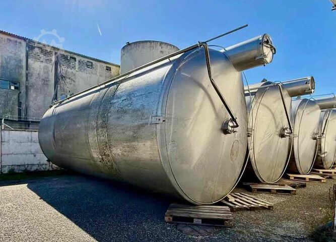Ss tank - Spoon bottom - 70,000 L PROMINOX