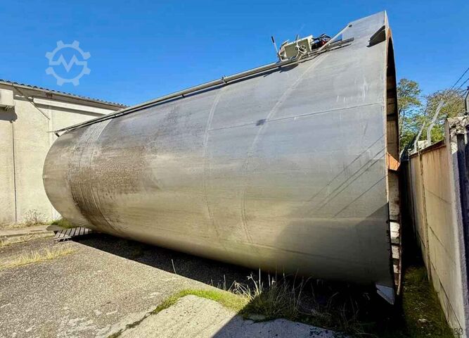 Ss tank - Spoon bottom - 70,000 L PROMINOX