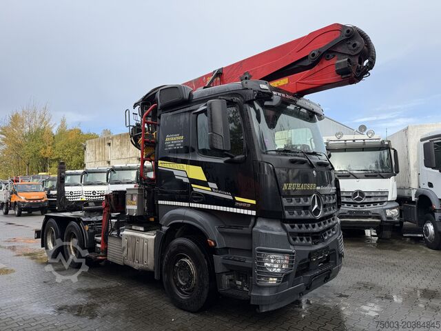 Holztransporter LKW Kran Kesla 2124L