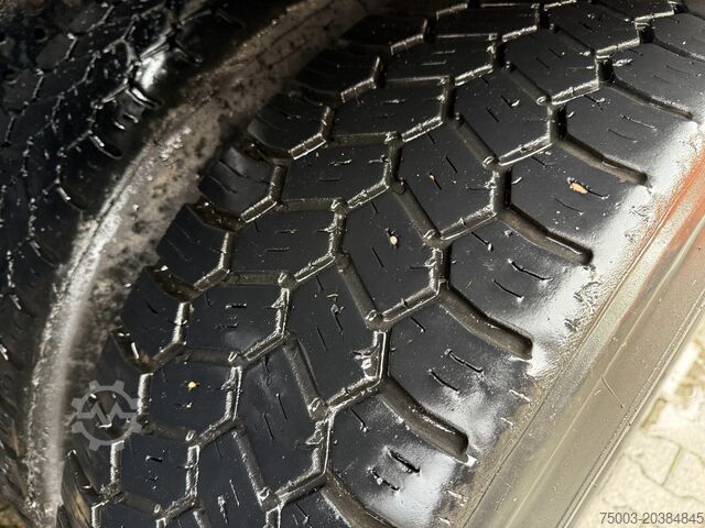 Holztransporter LKW Kran Kesla 2124L