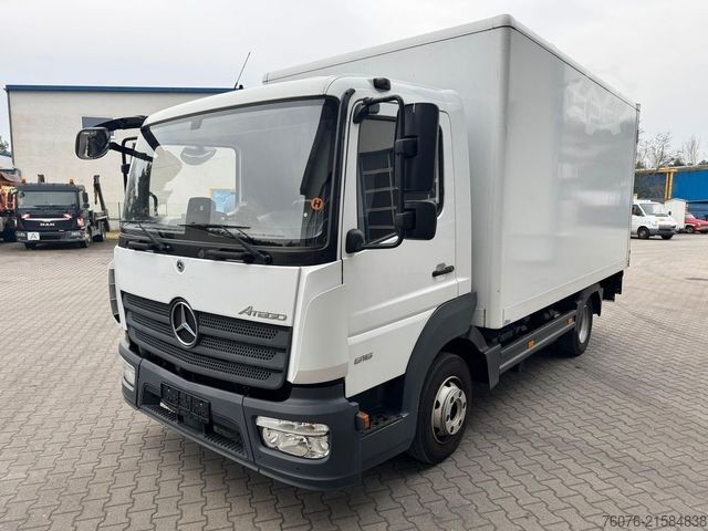 Vrachtwagen met bakwagen MERCEDES-BENZ Atego 816 L 4 m Koffer LBW Koffer-Heizung Kamera