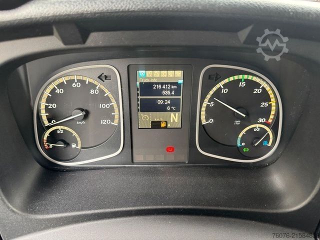 Vrachtwagen met bakwagen MERCEDES-BENZ Atego 816 L 4 m Koffer LBW Koffer-Heizung Kamera