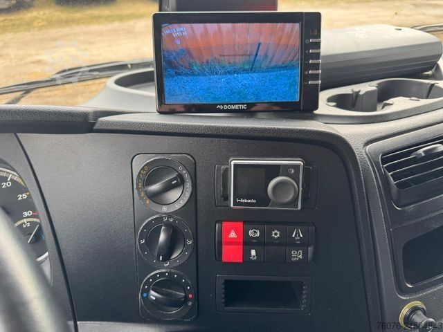 Vrachtwagen met bakwagen MERCEDES-BENZ Atego 816 L 4 m Koffer LBW 1t Koffer-Heizung