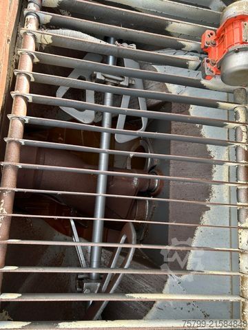 Betonpompwagen MAN 26.420 TGS Betonstar 40.16-5RZ 5 Knick 40 Meter