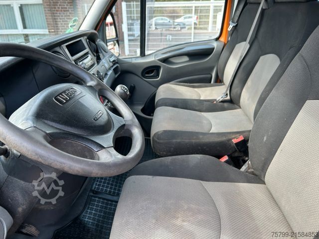 Driezijdige kipper bestelwagen IVECO 50C17K 3Skipper mit Maxlift-Kran