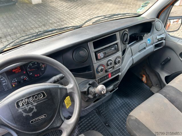 Driezijdige kipper bestelwagen IVECO 50C17K 3Skipper mit Maxlift-Kran