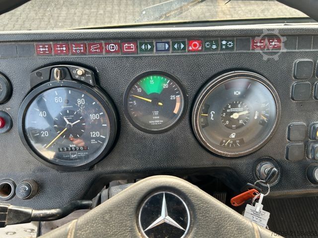 Autolaadkraan MERCEDES-BENZ 2632 HMK Dachdeckerkran 6x6