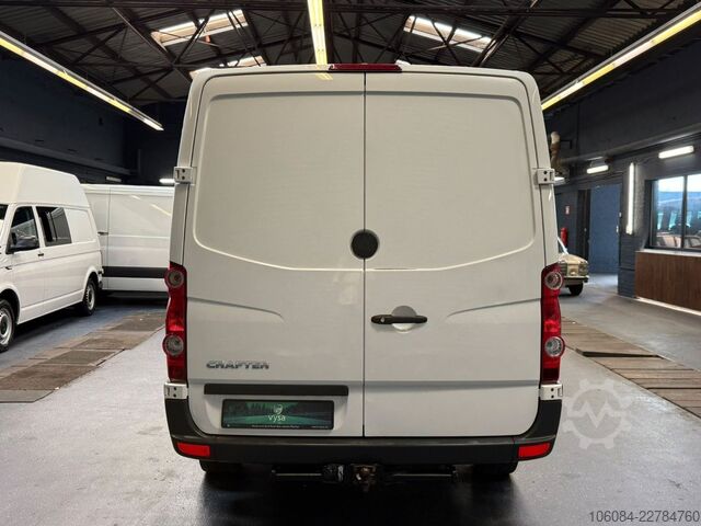 Skåpbil VW Crafter 35 Kasten L2H1 Klima AHK 1.Hand 67TKM