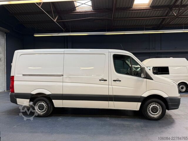 Skåpbil VW Crafter 35 Kasten L2H1 Klima AHK 1.Hand 67TKM