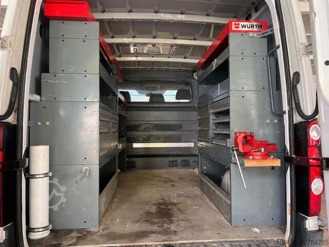 Panelová dodávka VW Crafter TDI *Sortimo Regale*