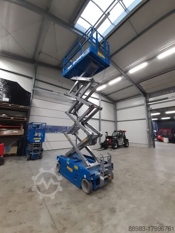 Scherenarbeitsbühne *Sonstige GS2646