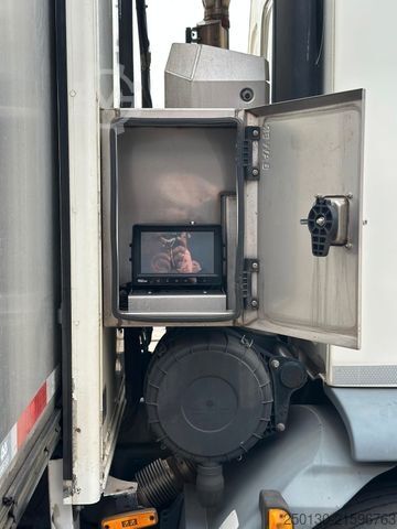 Vuilniswagen DAF LF250 FA 4x2 Hutton  Papierschredder