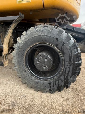 Mobile excavator CATERPILLAR M315