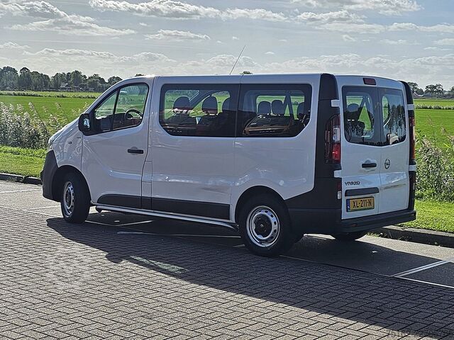 Επιβατικές μεταφορές OPEL VIVARO 1.6 L1H1 Kombi 9P Airco