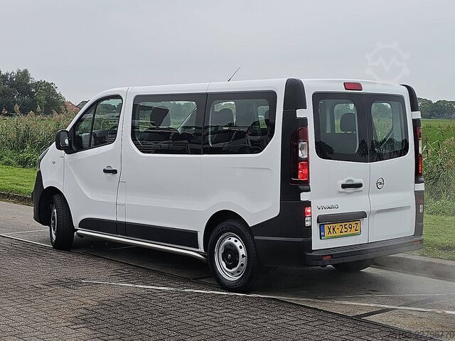 Επιβατικές μεταφορές OPEL VIVARO 1.6 L1H1 Kombi 9P Airco