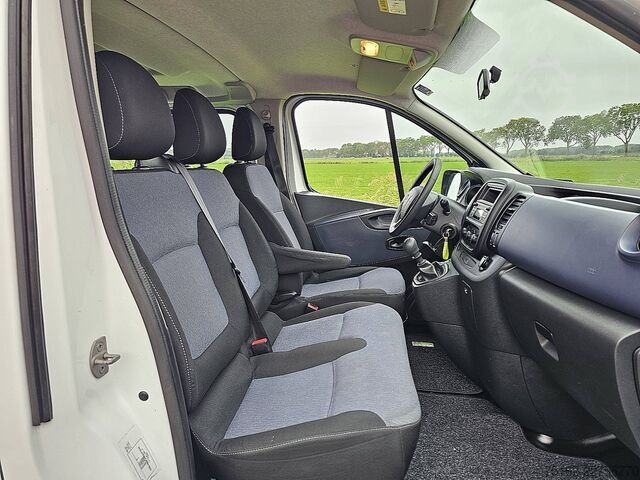 Επιβατικές μεταφορές OPEL VIVARO 1.6 L1H1 Kombi 9P Airco
