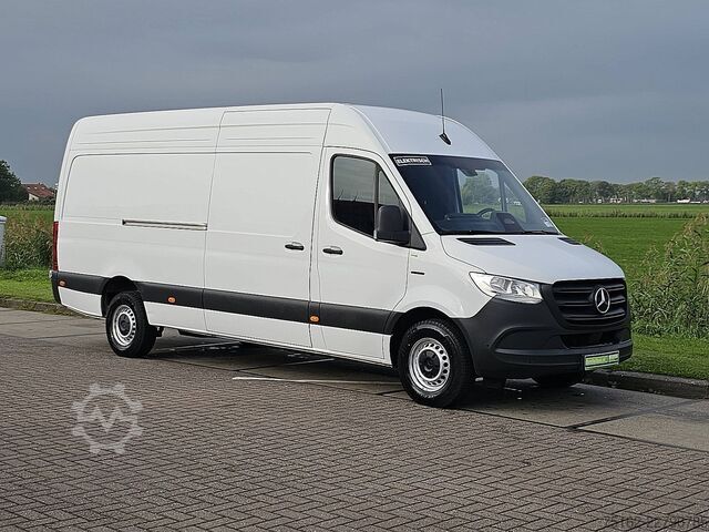 Break cu acoperiș înalt MERCEDES-BENZ ESPRINTER L3H2 81 kWh AC/DC