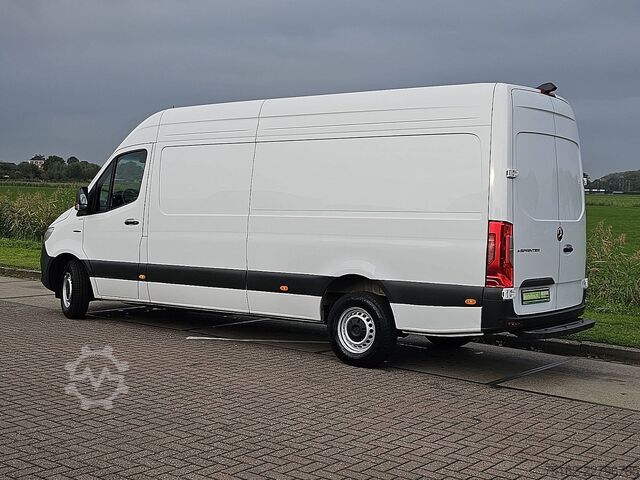 Break cu acoperiș înalt MERCEDES-BENZ ESPRINTER L3H2 81 kWh AC/DC