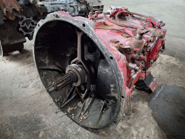 Caja de cambios ZF 5K110GP