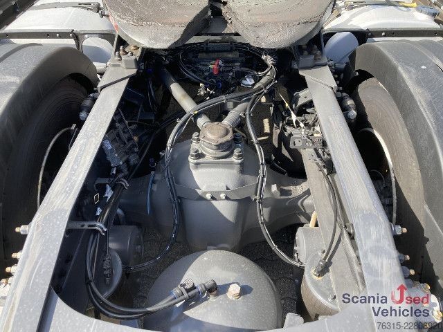 Trattore stradale standard Volvo FH 500 - Globetrotter XL - I-SAVE - 2x TANKs