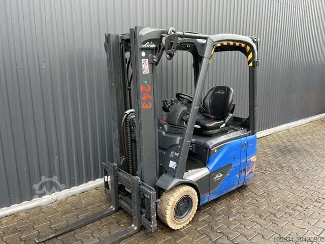 Elektrisk 3 -hjulet gaffeltruck Linde E14-02