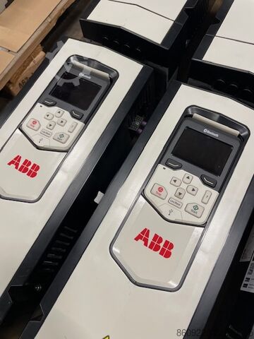 Jednostka sterująca ABB ACS880-01-025A-3 Frequency Converter 400V 25A – 14 pcs