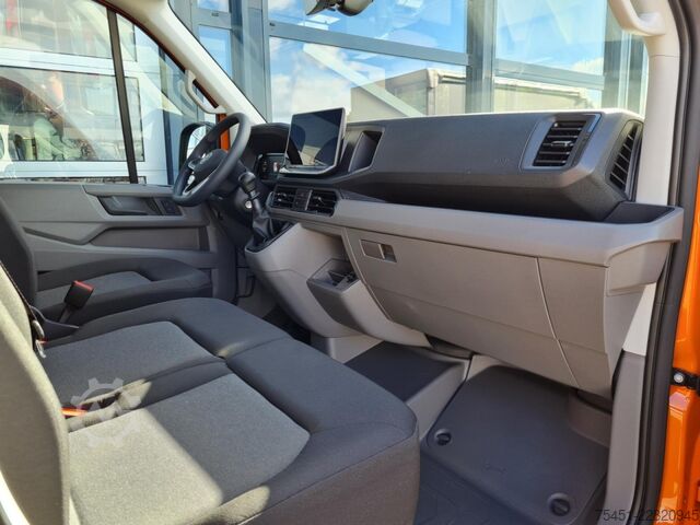 Furgonetka pick-up VW Crafter 35 Pritsche DOKA MR AHK