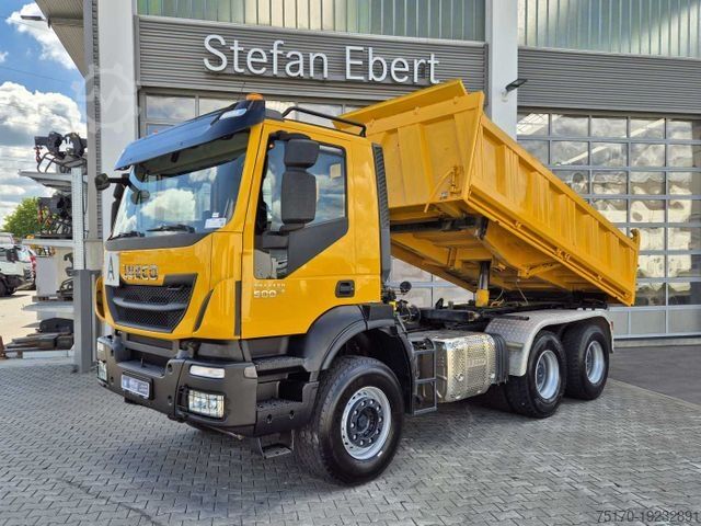 Kiepwagen IVECO Trakker AD380T50 6x4 Kipper/SZM Wechselsystem
