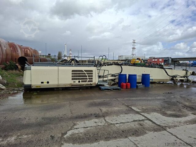 Material handler Sennebogen 830 E K17 (only upperstructure with damaged cabin)