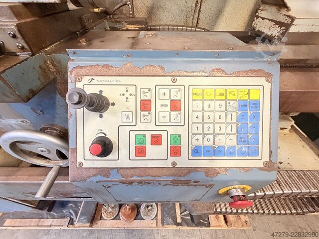 CNC soustruh Labor Padovani S/E