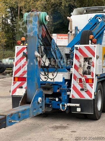 Bärgningsbil MAN F90 24.292 FVL/BL 6x2 Abschleppvorrichtung/Kran