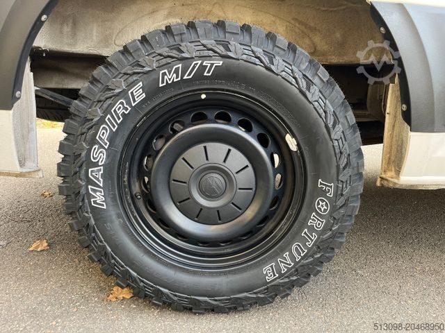 Hög tak skåpbil VOLKSWAGEN CRAFTER 2,0 TDI 4 MOTION OFFROAD REIFEN KLIMA