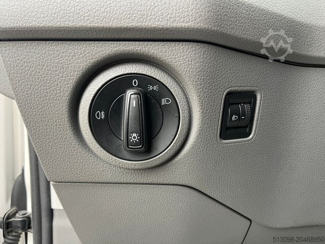 Hög tak skåpbil VOLKSWAGEN CRAFTER 2,0 TDI 4 MOTION OFFROAD REIFEN KLIMA