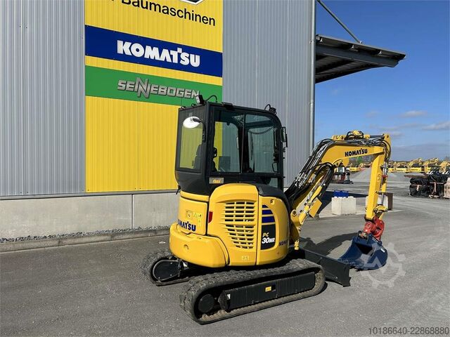  Komatsu PC30MR-5
