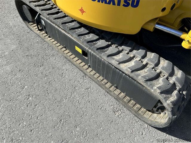  Komatsu PC30MR-5