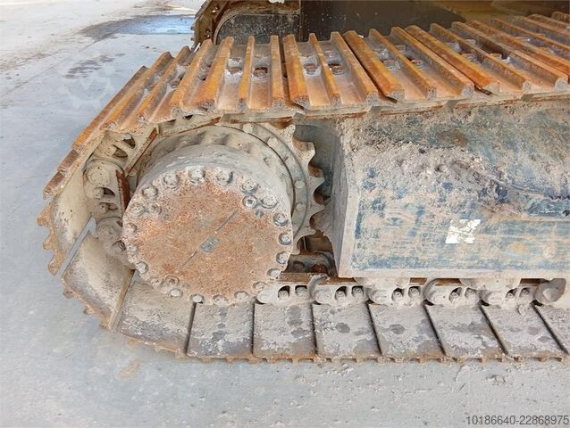  Komatsu PC210LC-11E0