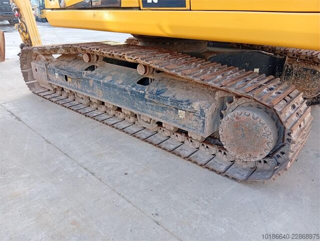  Komatsu PC210LC-11E0