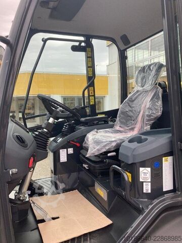  Komatsu WA80M-8E0