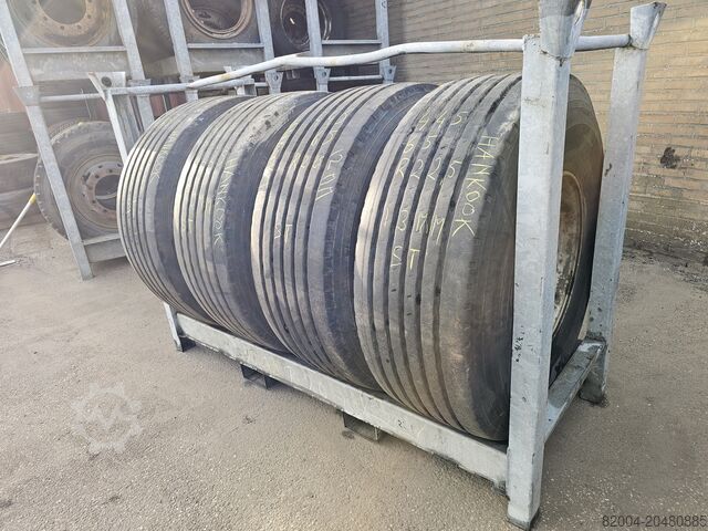 2010 HANKOOK TL 10 / AANHANGWAGENBAND 445/65 R 22.5 / 4 STUKS / 12/13 MM PROFIEL. HANKOOK TL 10 / TRAILER BAND 445/65 R 22.5 / 4 STUKS 1...