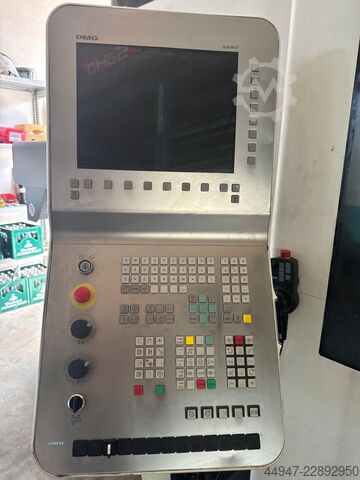 Centre d’usinage vertical DMG DMC 1035 V ecoline