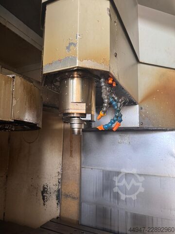 Centre d’usinage vertical DECKEL MAHO DMC 103 V