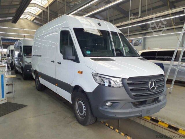 Fourgon Mercedes-Benz Sprinter 317 CDI,L2H2,Automatik,Kamera,Navi
