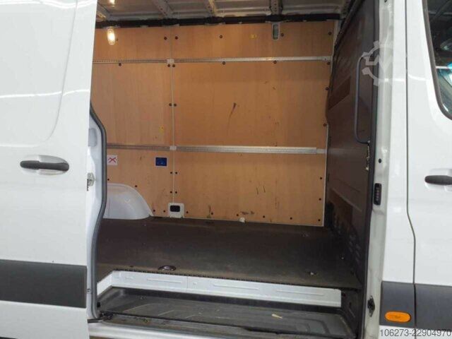 Fourgon Mercedes-Benz Sprinter 317 CDI,L2H2,Automatik,Kamera,Navi