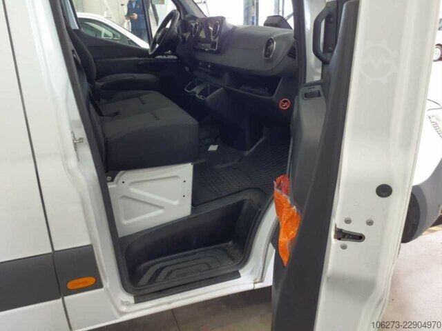Fourgon Mercedes-Benz Sprinter 317 CDI,L2H2,Automatik,Kamera,Navi