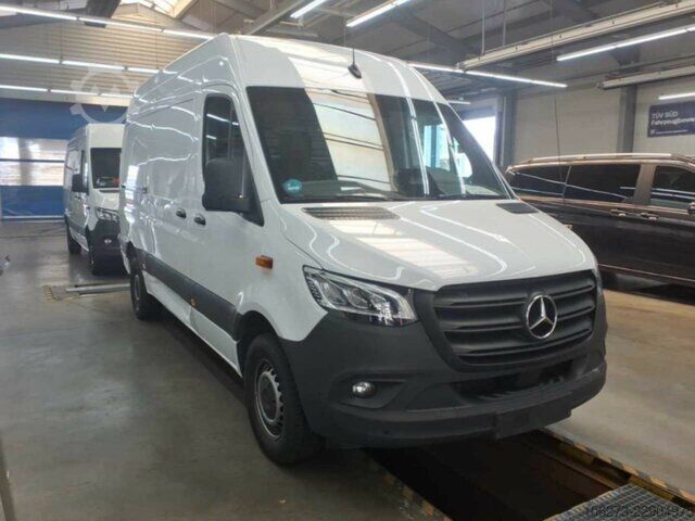 Fourgon Mercedes-Benz Sprinter 317 CDI,L2H2,Automatik,Kamera,Navi